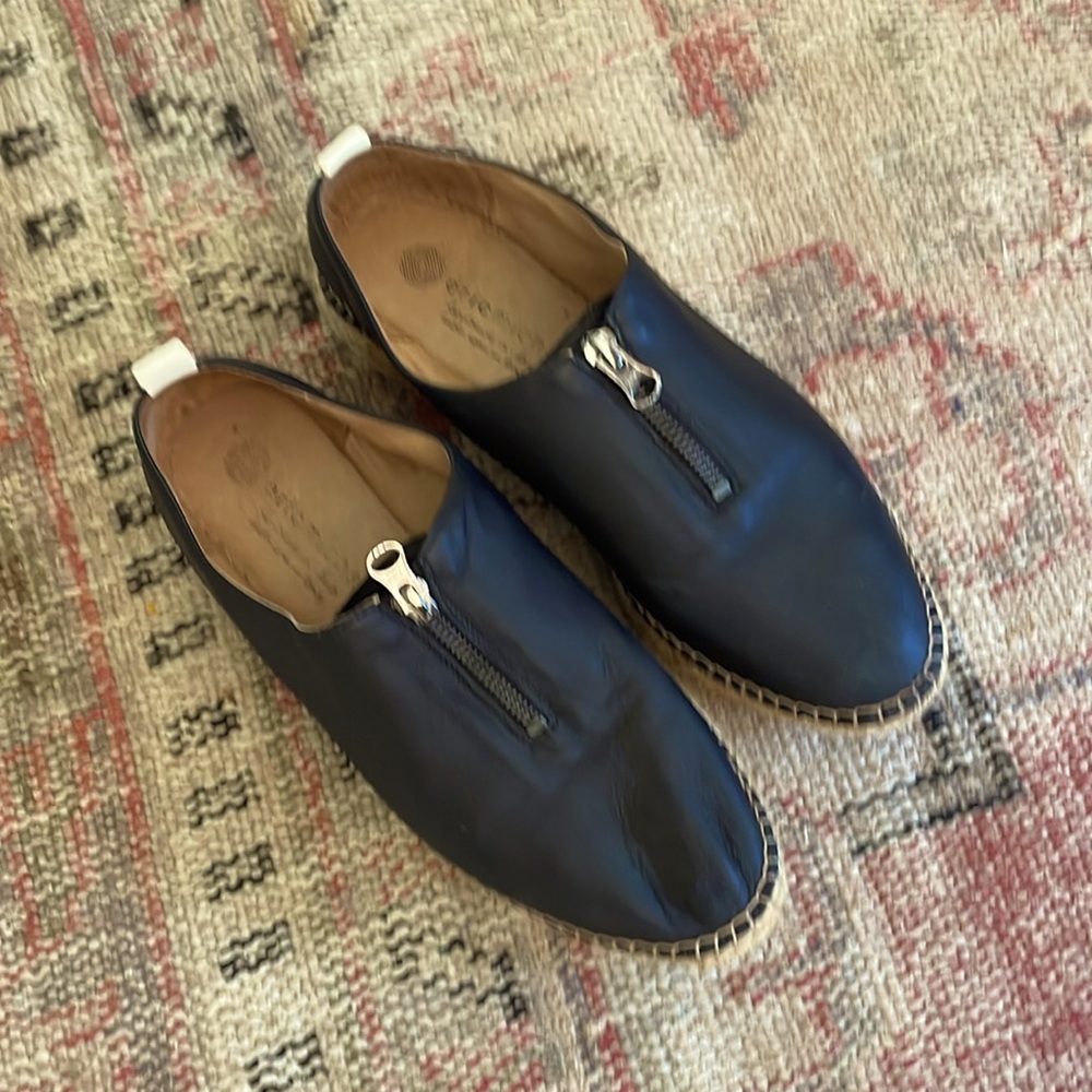Eric Michael espadrille shoes.  In EUC